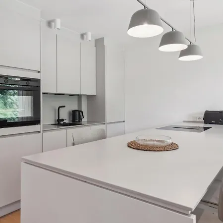 Prachtig Met 1 Slaapkamer * Stick