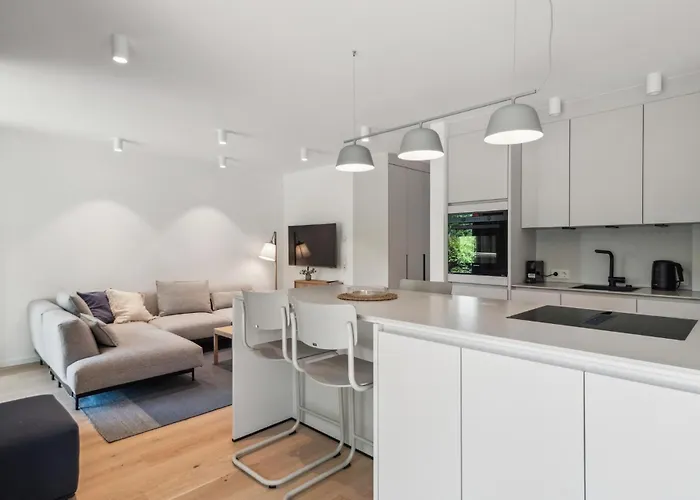 1 Bedroom Amazing In Tossens Apartman Stick